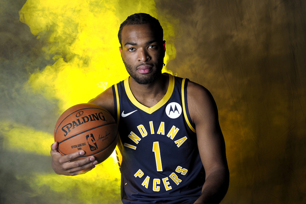 冰球赛季正 冰球赛季正